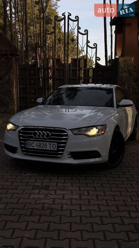 Седан Audi A6 2013 в 