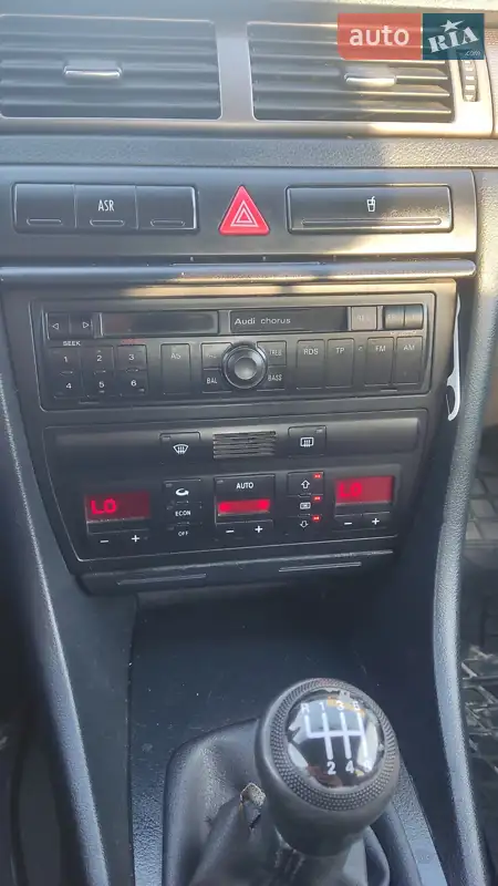Audi A6 2000 VIN WAUZZZ4BZYN127625 фото оголошення 26 з 71