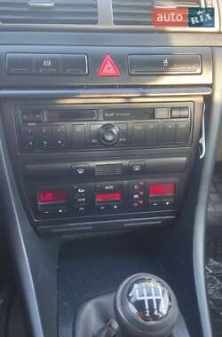 Седан Audi A6 2000 в 