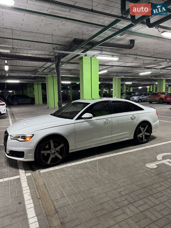 Седан Audi A6 2016 в Киеве