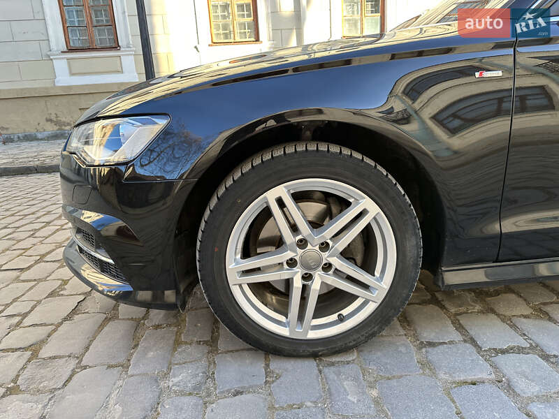 Седан Audi A6 2016 в Кам'янець-Подільському