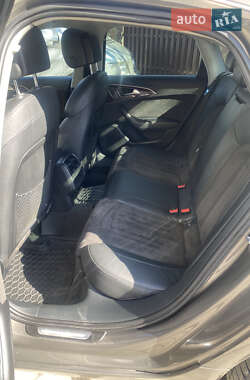 Седан Audi A6 2012 в 