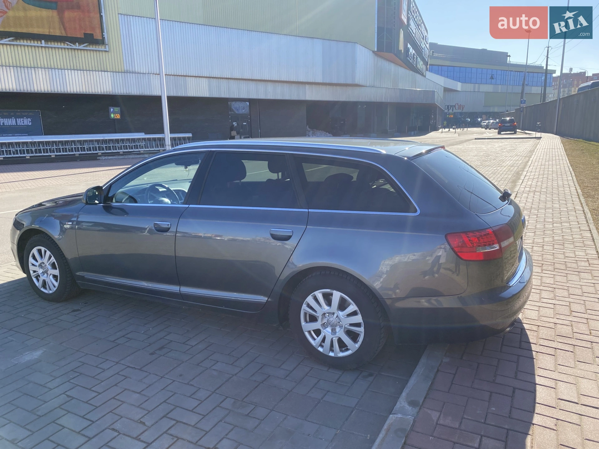 2010 Audi A6 - мініатюра 3