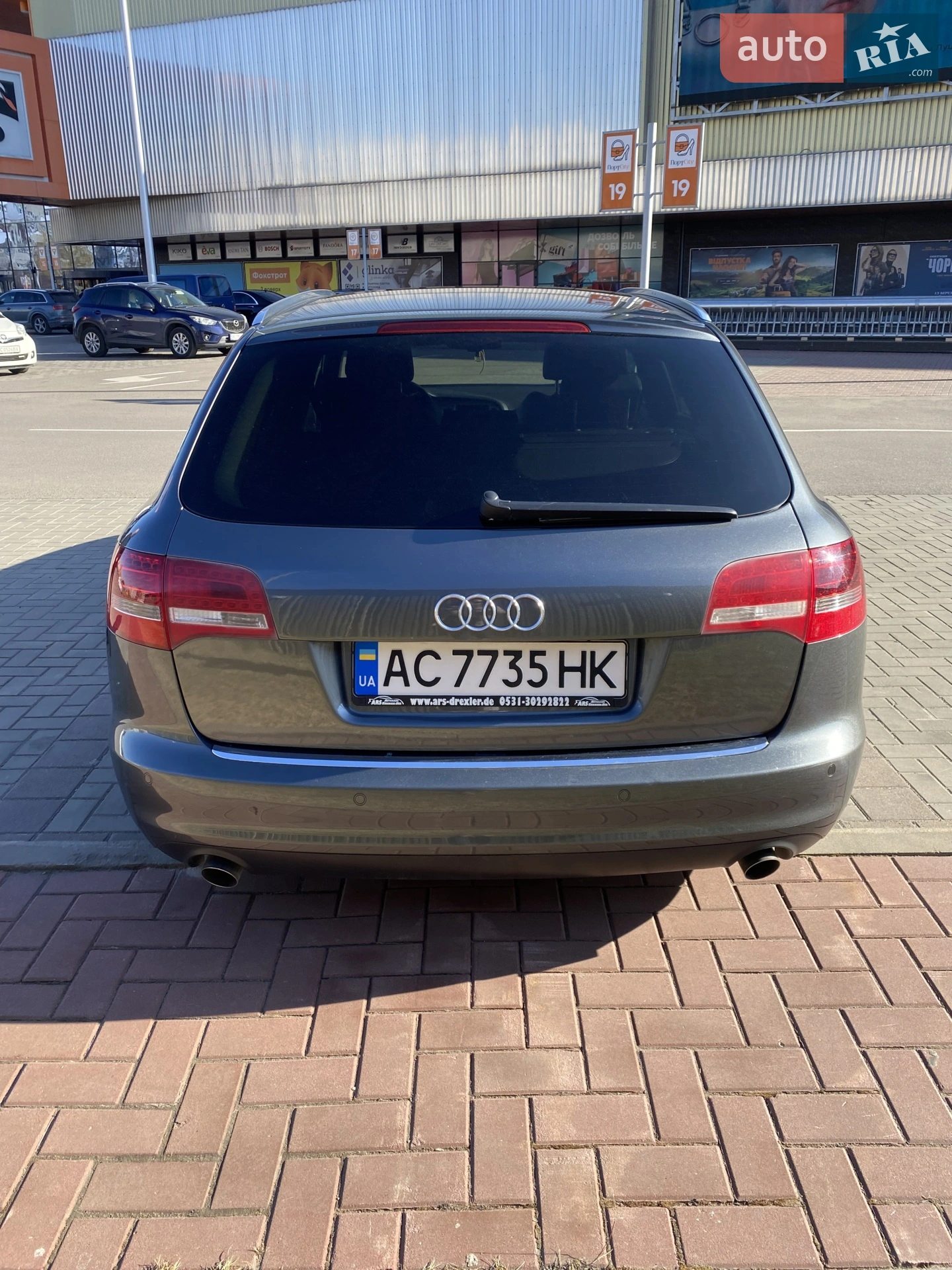 2010 Audi A6 - мініатюра 6