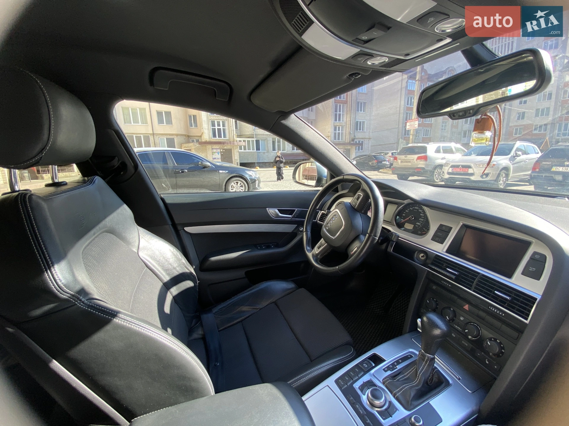 2010 Audi A6 - мініатюра 9