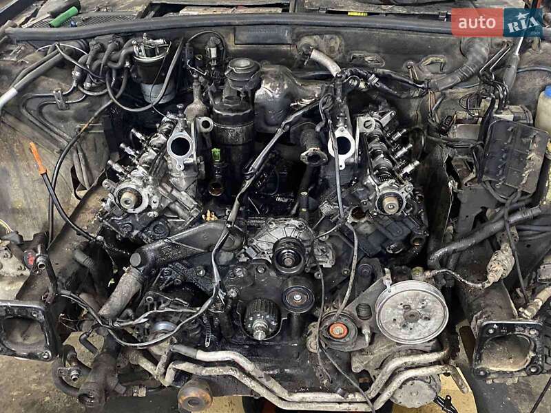 Универсал Audi A6 2001 в Киеве
