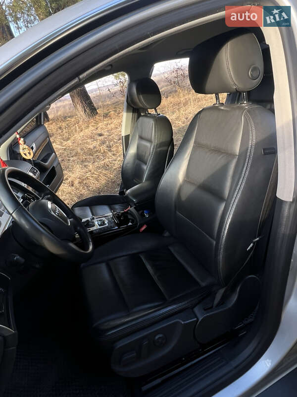Седан Audi A6 2008 в Пулинах
