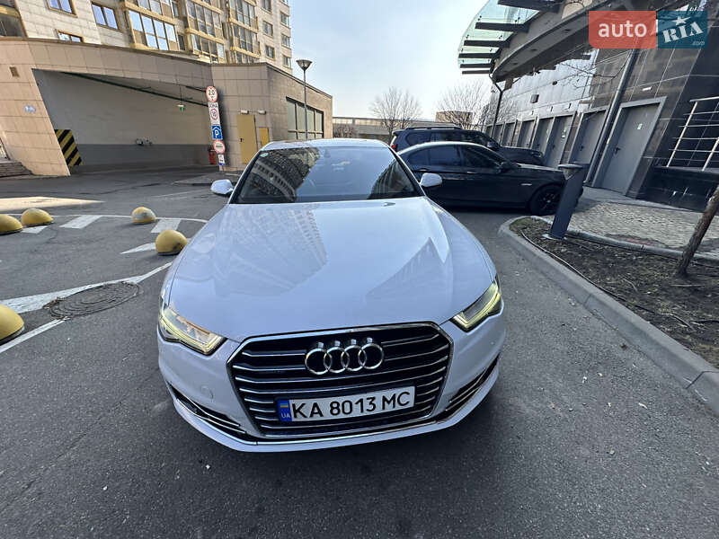 Седан Audi A6 2015 в Киеве