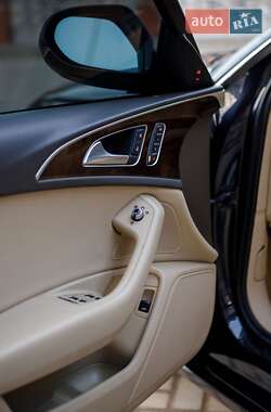 Седан Audi A6 2012 в 