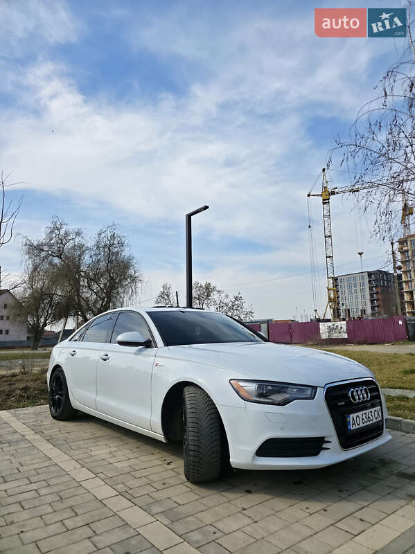 Седан Audi A6 2013 в Ужгороде