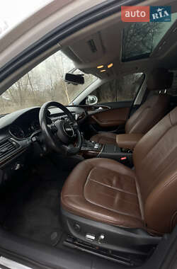 Седан Audi A6 2015 в 