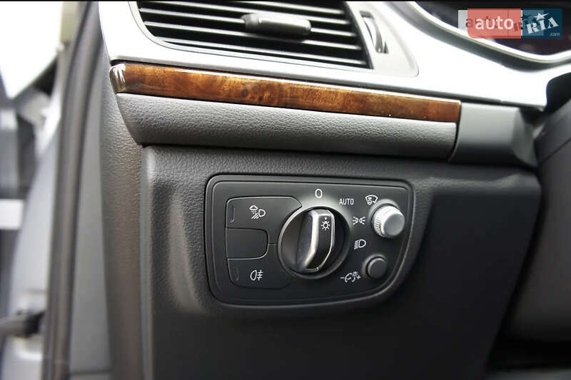 Седан Audi A6 2015 в Чернівцях