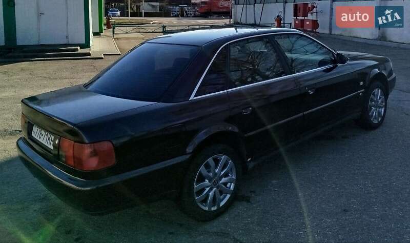 Седан Audi A6 1995 в Киеве