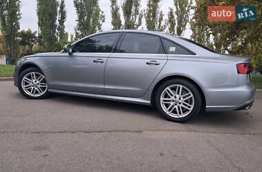 Седан Audi A6 2015 в 