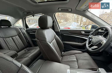 Седан Audi A6 2019 в 