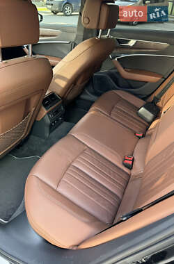 Седан Audi A6 2018 в 