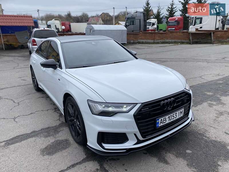 Седан Audi A6 2019 в 