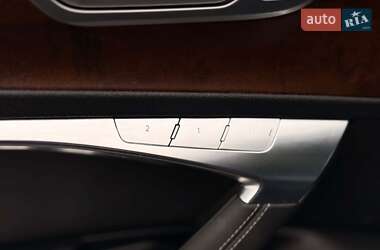 Седан Audi A6 2019 в 