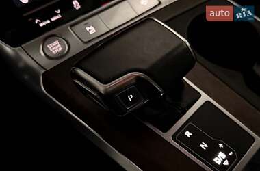 Седан Audi A6 2019 в 