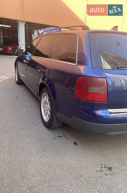 Універсал Audi A6 2001 в Києві