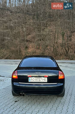 Седан Audi A6 2004 в Тячеве