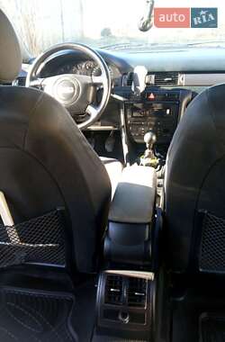 Универсал Audi A6 1998 в 