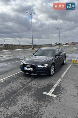 Седан Audi A6 2014 в 