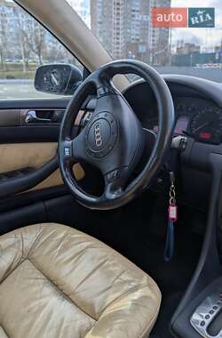 Седан Audi A6 2000 в 