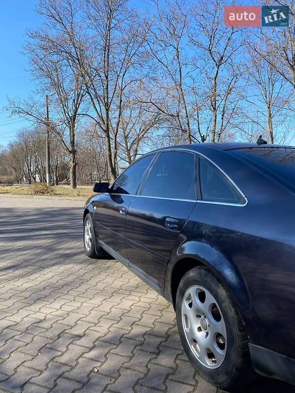 Седан Audi A6 2002 в Миргороде