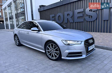 Седан Audi A6 2015 в 