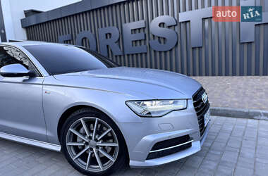 Седан Audi A6 2015 в 