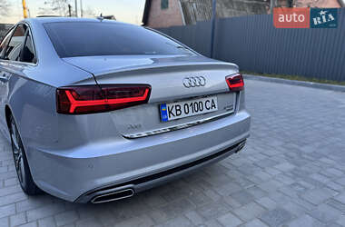 Седан Audi A6 2015 в 