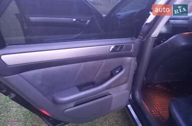 Седан Audi A6 2001 в 