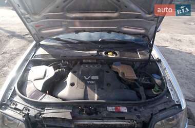 Седан Audi A6 2000 в 