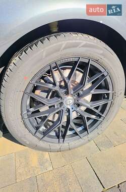 Универсал Audi A6 2015 в 