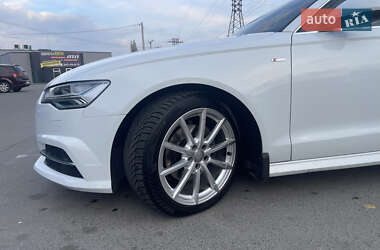 Седан Audi A6 2015 в 