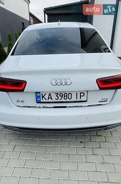 Седан Audi A6 2015 в 