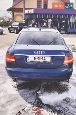 Седан Audi A6 2004 в 