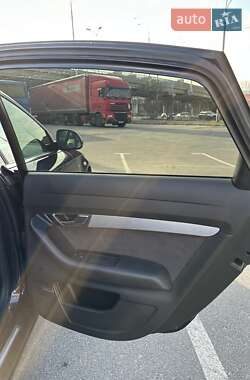 Седан Audi A6 2009 в 