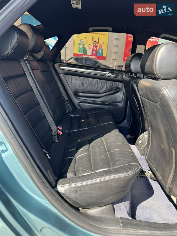 Седан Audi A6 1998 в Черновцах