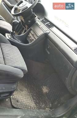 Универсал Audi A6 1999 в 