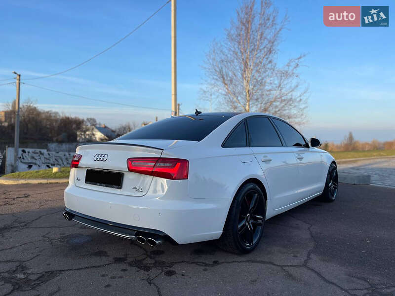 Седан Audi A6 2011 в Смеле
