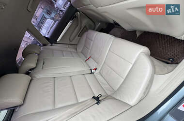 Универсал Audi A6 2011 в 