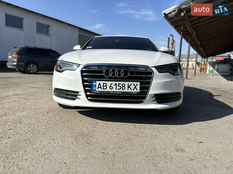 Седан Audi A6 2014 в 