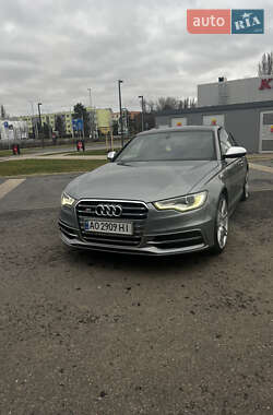 Седан Audi A6 2012 в 
