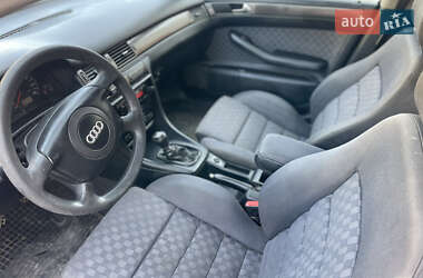 Универсал Audi A6 2000 в 