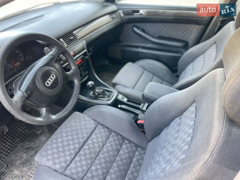 Універсал Audi A6 2000 в Новодністровську