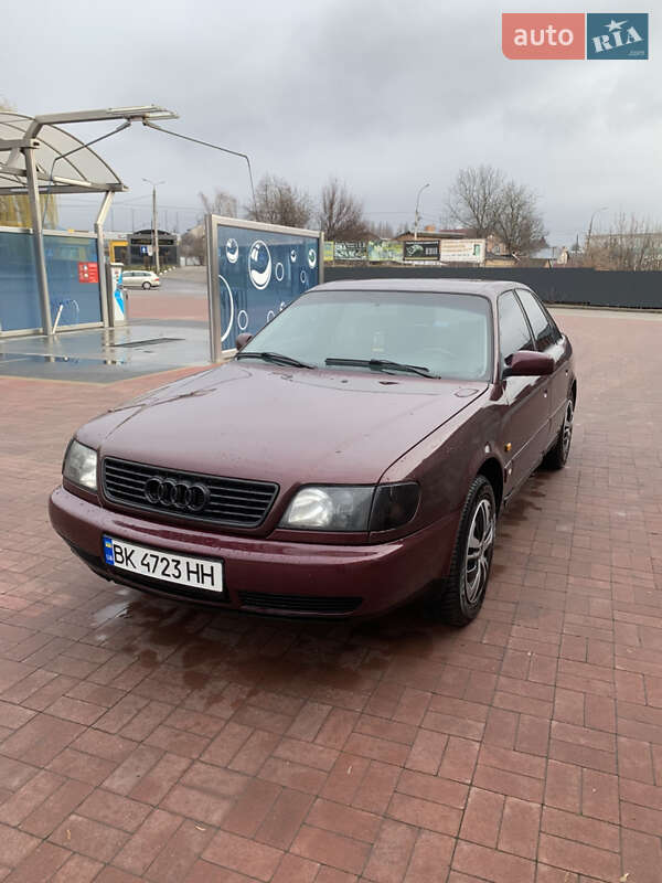 Седан Audi A6 1996 в 