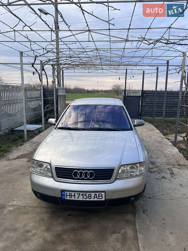 Седан Audi A6 2000 в 