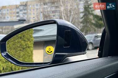 Седан Audi A6 2019 в 